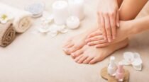 العناية بالقدمين