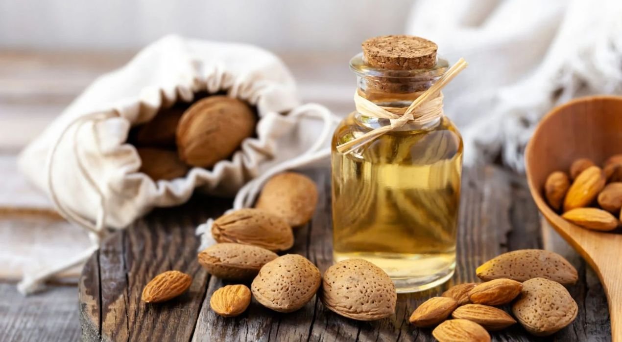 زيت اللوز الحلو